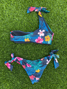 SAMPLE Hawaii bikini